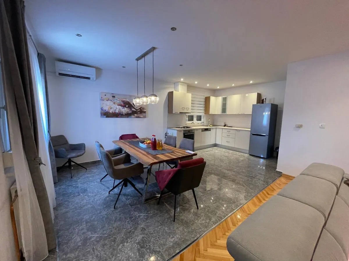 Apartment Grey Trogir 0*,  Croatia